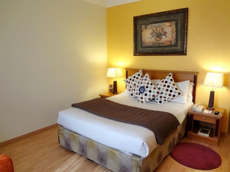 The Royal Express Sharq Hotel Кувейт Екстериор снимка