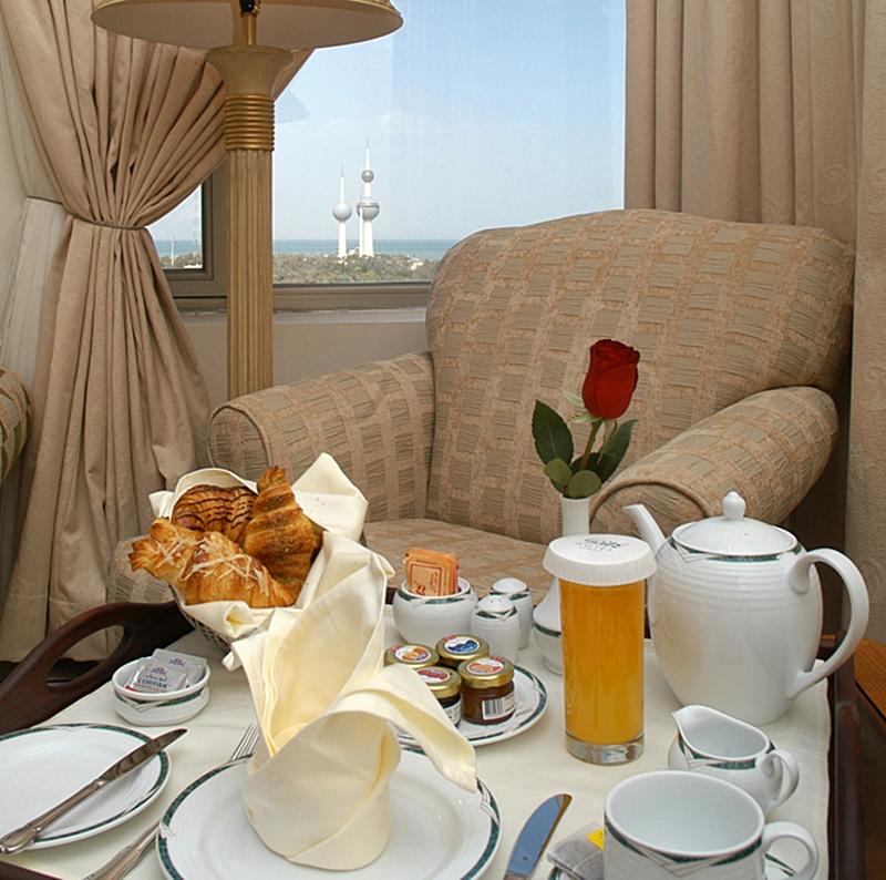 The Royal Express Sharq Hotel Кувейт Екстериор снимка