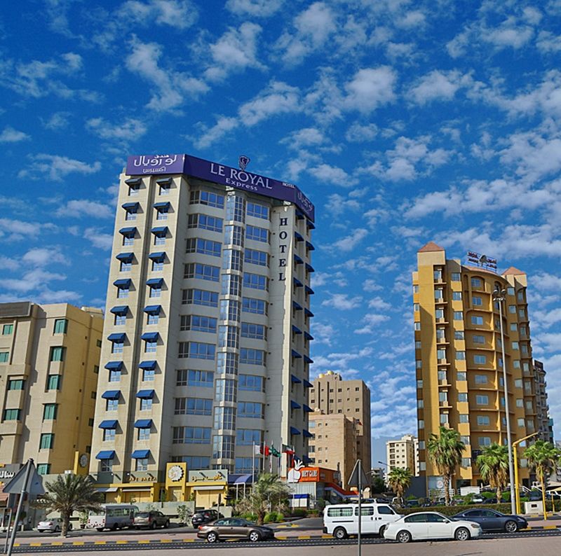 The Royal Express Sharq Hotel Кувейт Екстериор снимка