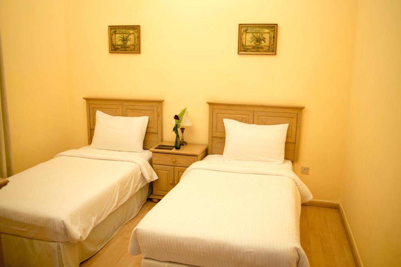 The Royal Express Sharq Hotel Кувейт Екстериор снимка