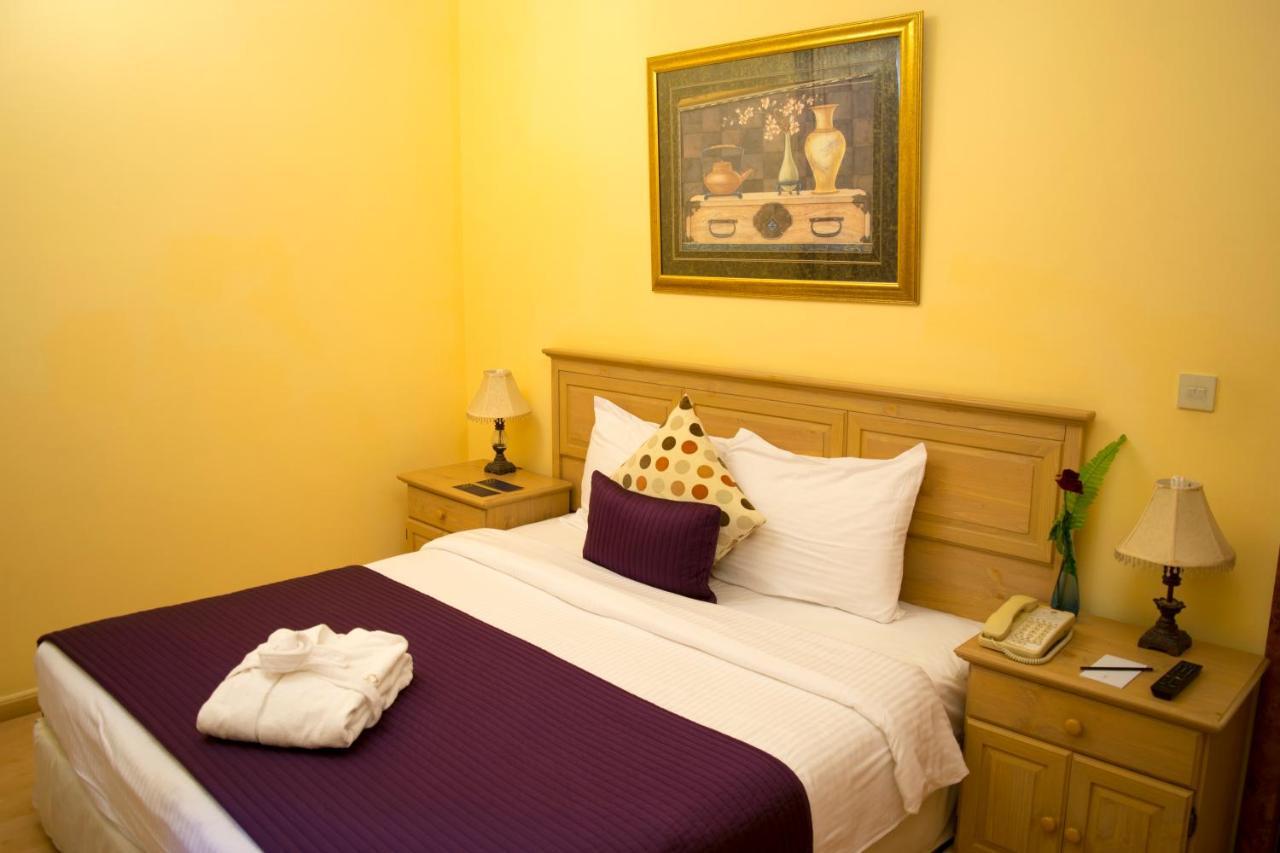 The Royal Express Sharq Hotel Кувейт Екстериор снимка
