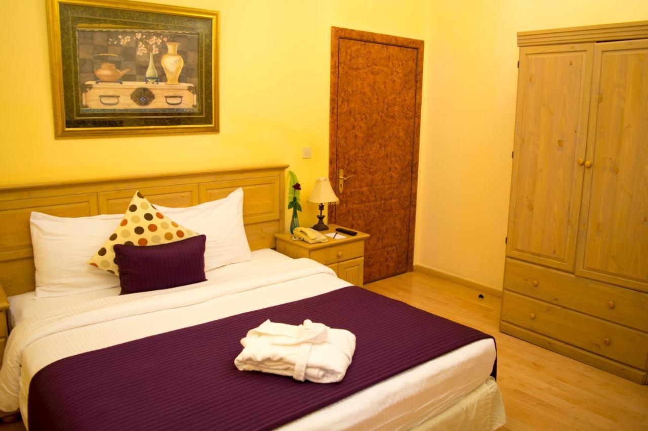 The Royal Express Sharq Hotel Кувейт Екстериор снимка