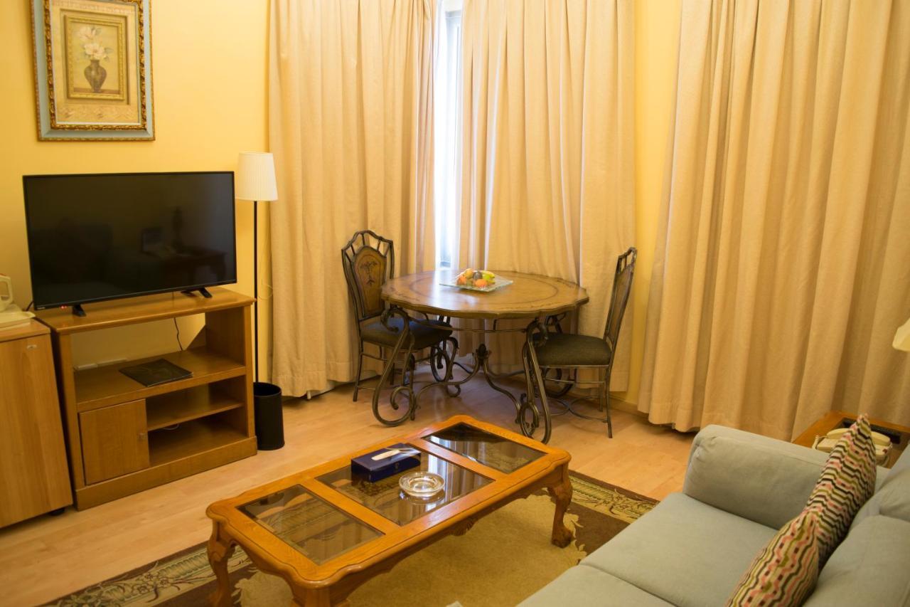 The Royal Express Sharq Hotel Кувейт Екстериор снимка