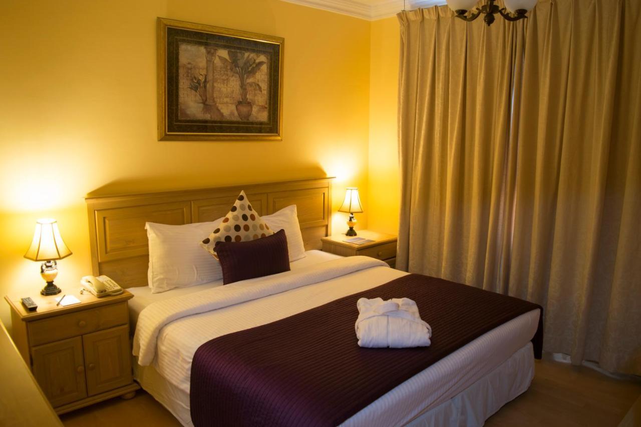 The Royal Express Sharq Hotel Кувейт Екстериор снимка
